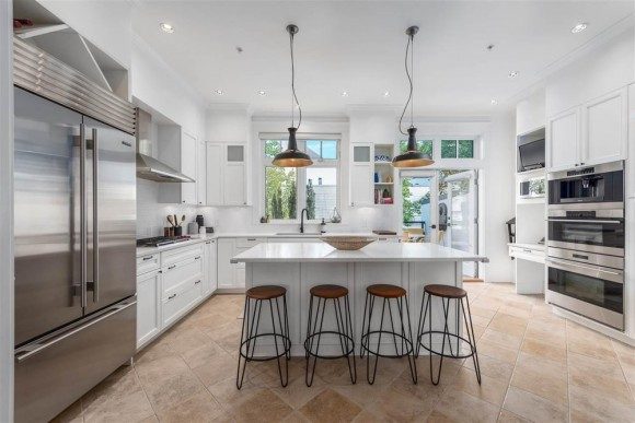 Kitchens Kitchens